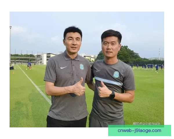 肇俊哲带领沧州艰难保级 彰显执教智慧与团队韧性 肇俊哲带领沧州艰难保级 彰显执教智慧与团队韧性